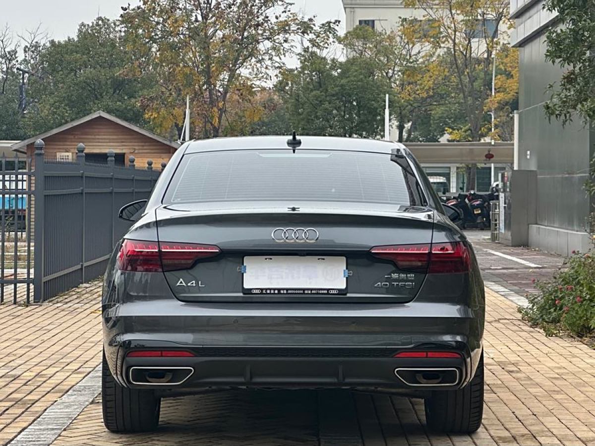 奧迪 奧迪A4L  2022款 40 TFSI 豪華動感型圖片