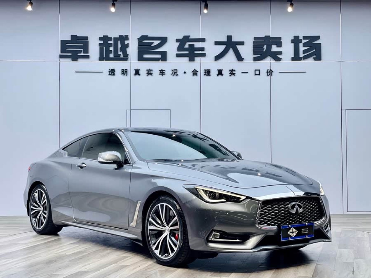 英菲尼迪 Q60  2019款 2.0T 豪華版圖片