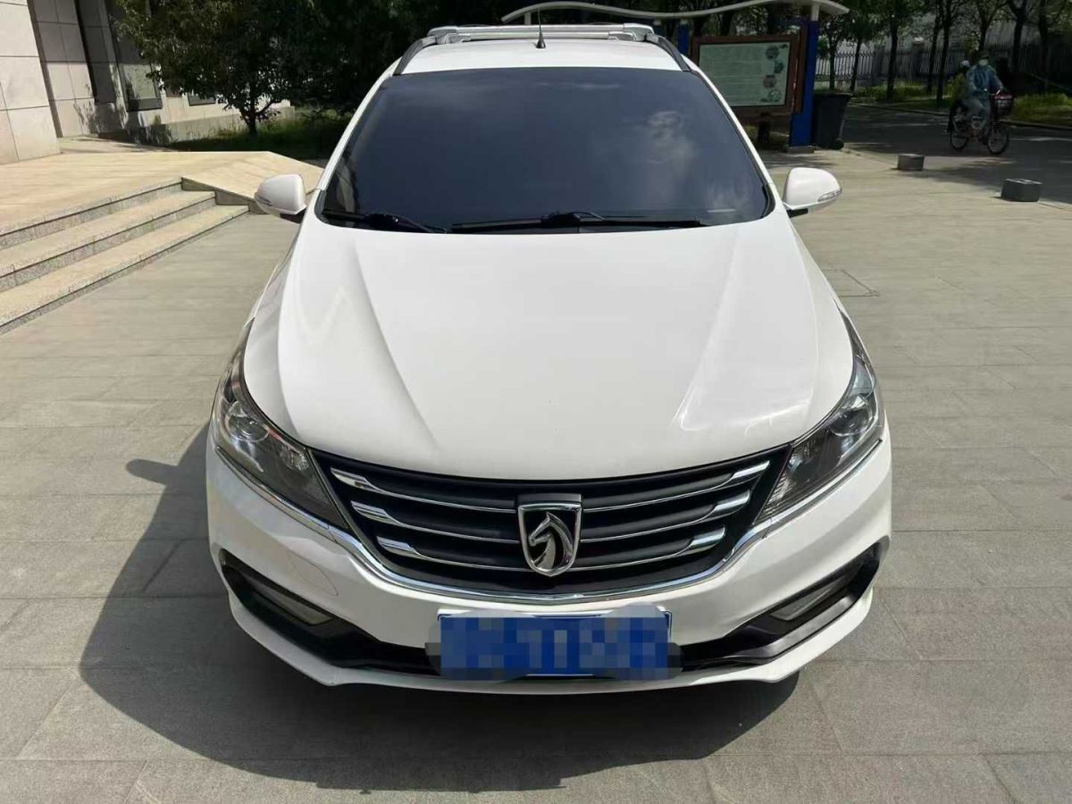 寶駿 310  2019款 1.2L 自動(dòng)舒適型圖片