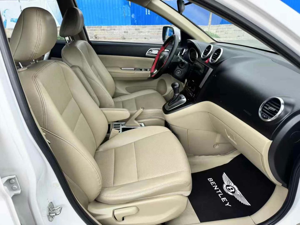 哈弗 H6  2013款 升級版 2.4L 自動兩驅精英型圖片