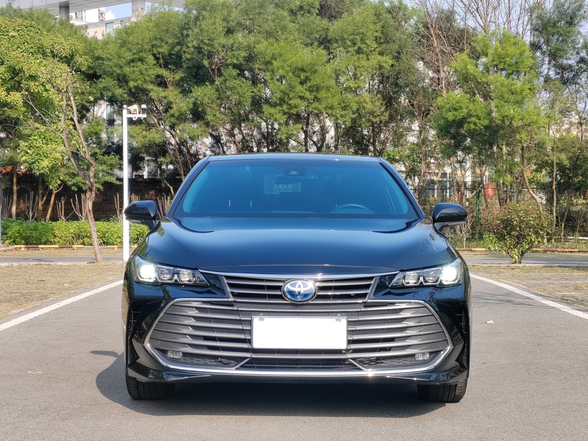 豐田 亞洲龍  2019款 雙擎 2.5L 豪華版 國(guó)VI圖片