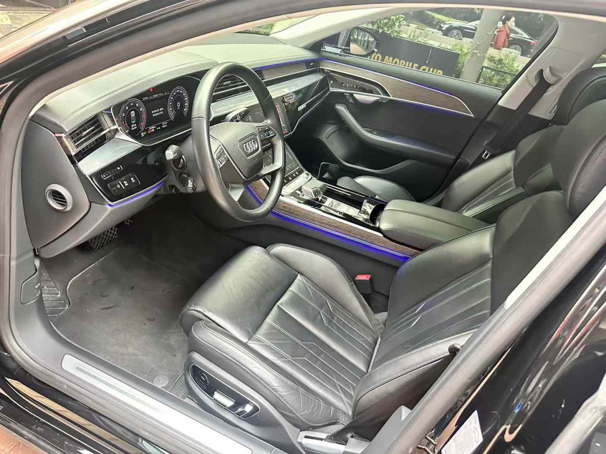 奧迪 奧迪S8  2020款 S8L 4.0TFSI quattro圖片