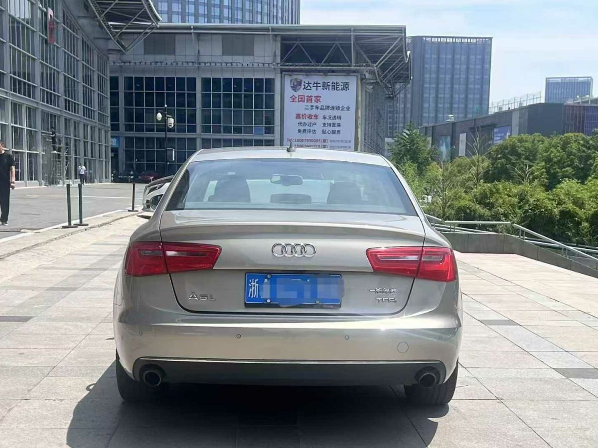 奧迪 奧迪A6L  2014款 A6L 2.8FSI 35FSI 豪華型圖片