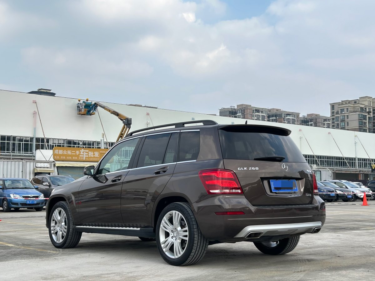 奔馳 奔馳GLK級(jí)  2014款 GLK 260 4MATIC 動(dòng)感型圖片