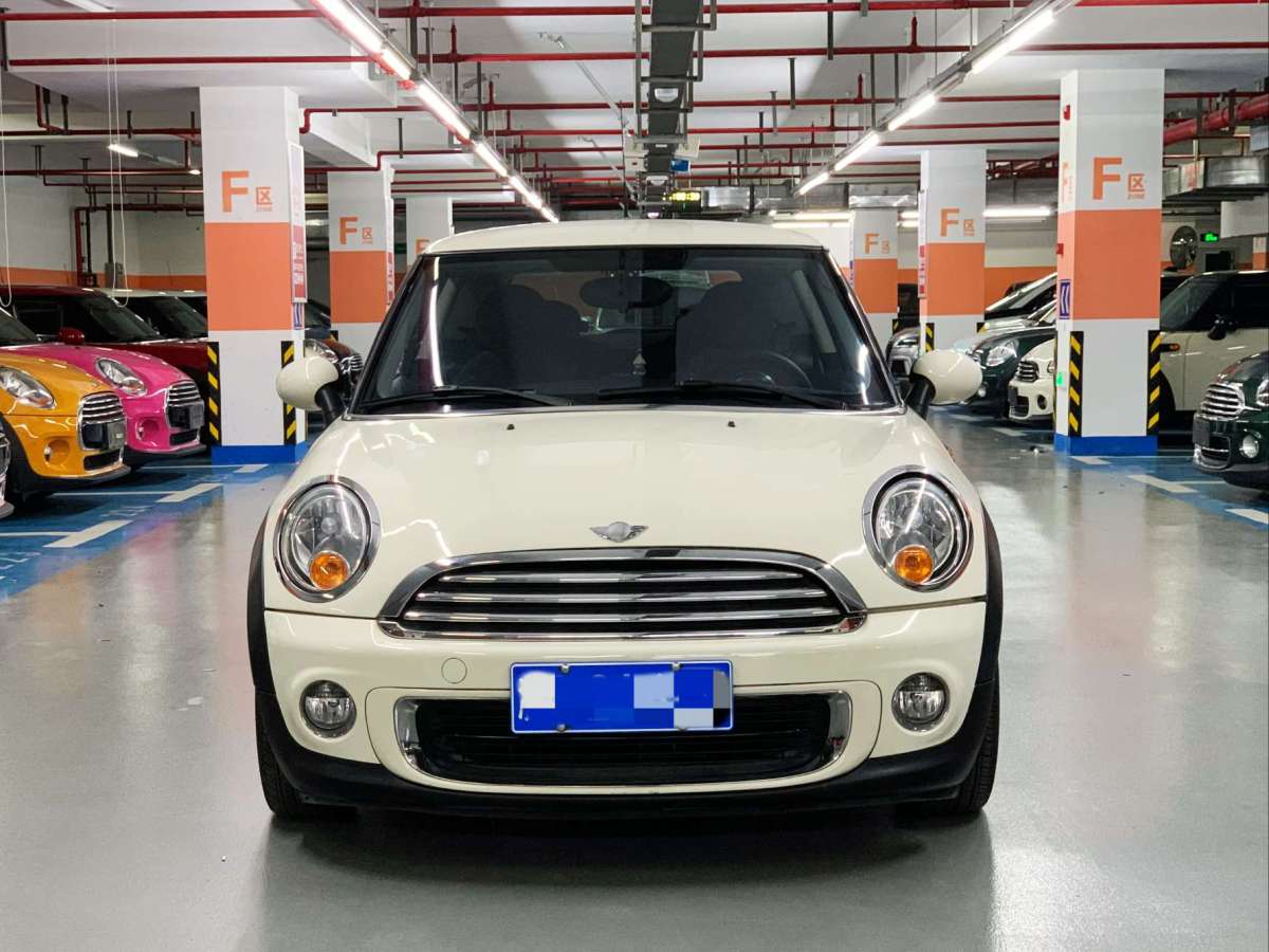 2014年6月MINI MINI  2013款 1.6L ONE 限量第三款