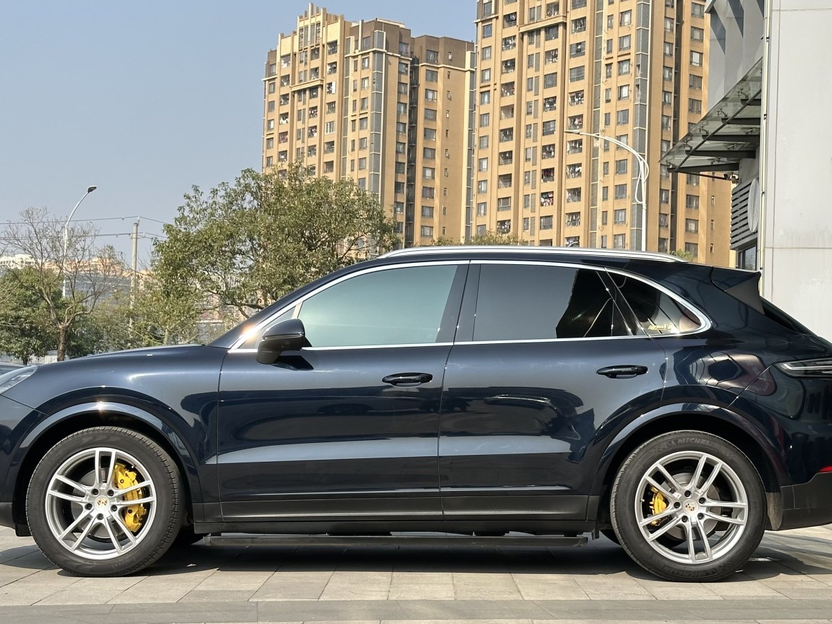 保時(shí)捷 Cayenne  2019款 Cayenne 3.0T圖片