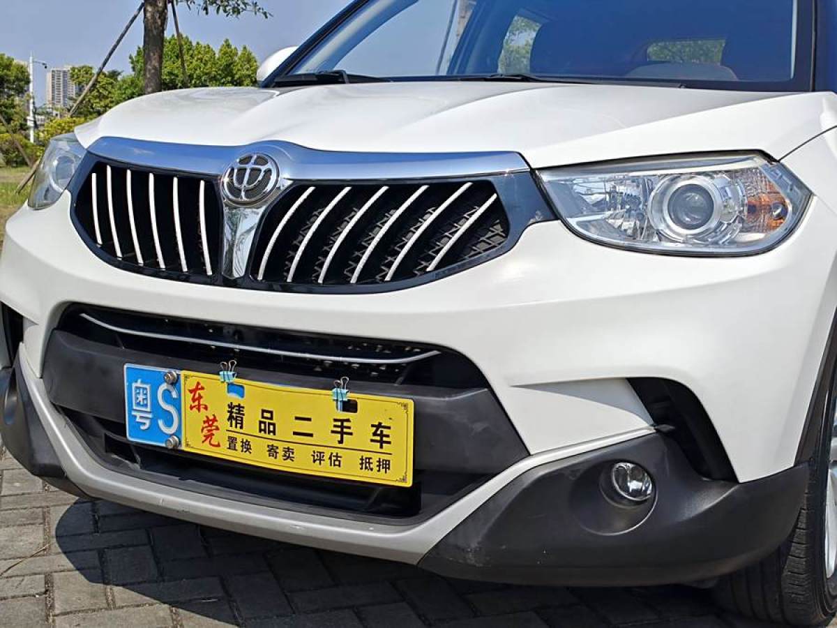 中華 V3  2016款 1.5L 自動精英型圖片