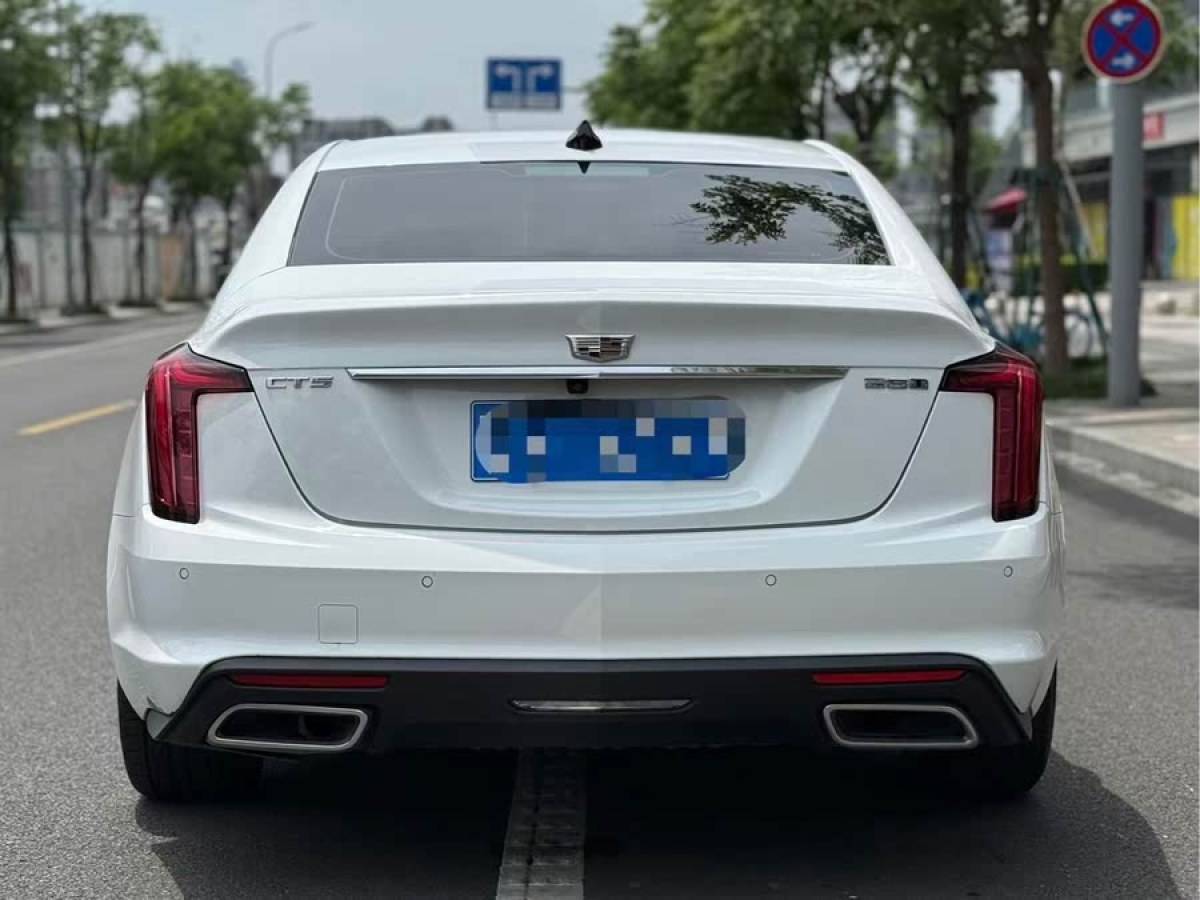凱迪拉克 CT5  2023款 28T 豪華型（標(biāo)準(zhǔn)版）圖片
