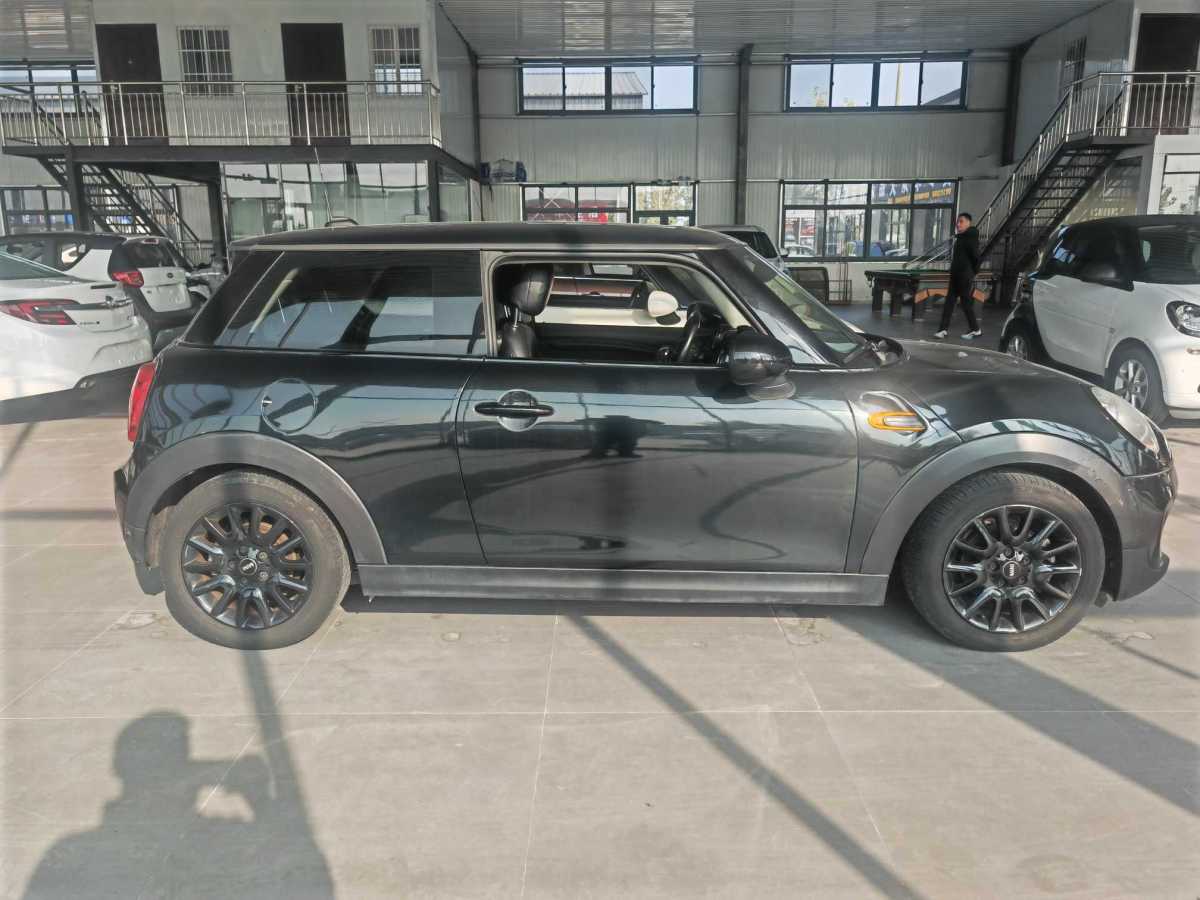 MINI MINI  2015款 1.2T ONE 五門版圖片