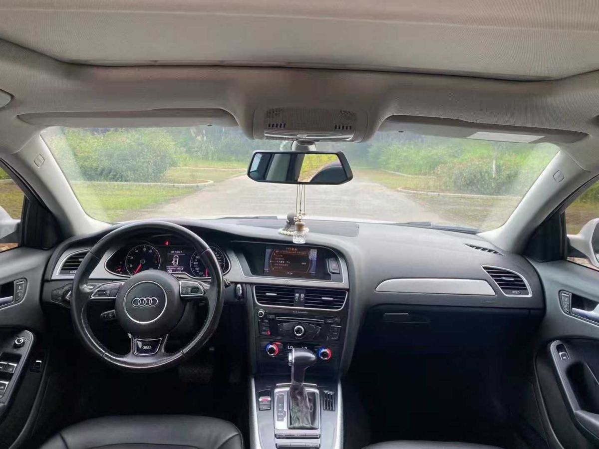 奧迪 奧迪A4L  2012款 2.0 TFSI 自動技術型圖片