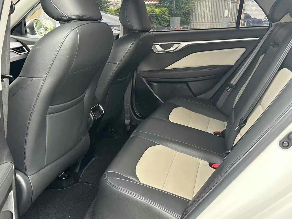 吉利 遠景X3  2021款 PRO 1.5L CVT尊貴型圖片