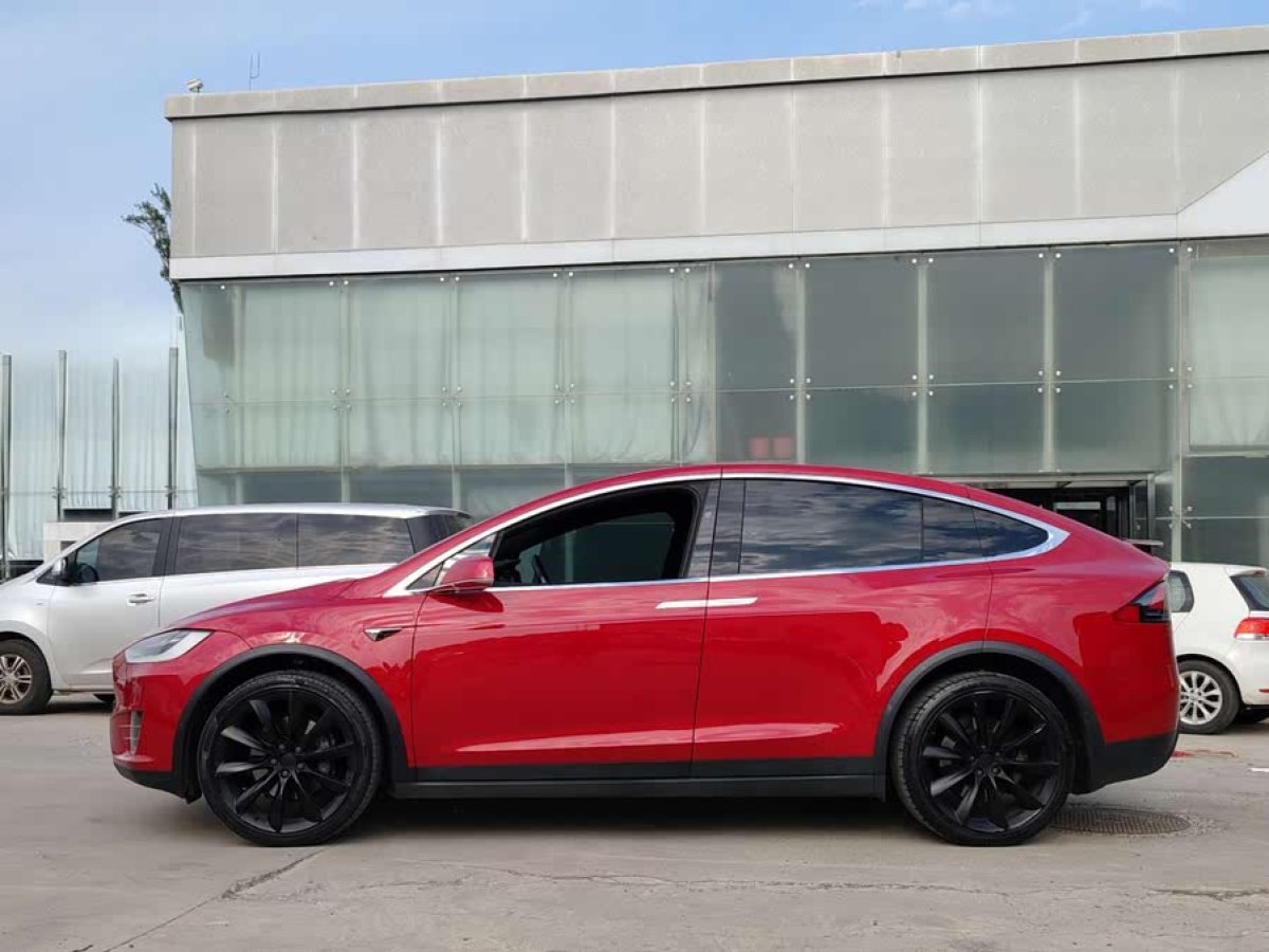 特斯拉 Model X  2016款 Model X 75D圖片