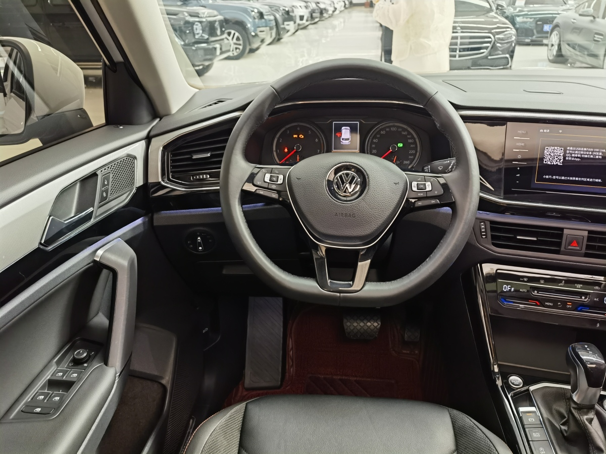 大眾 探岳  2020款 280TSI 兩驅(qū)豪華智聯(lián)版圖片
