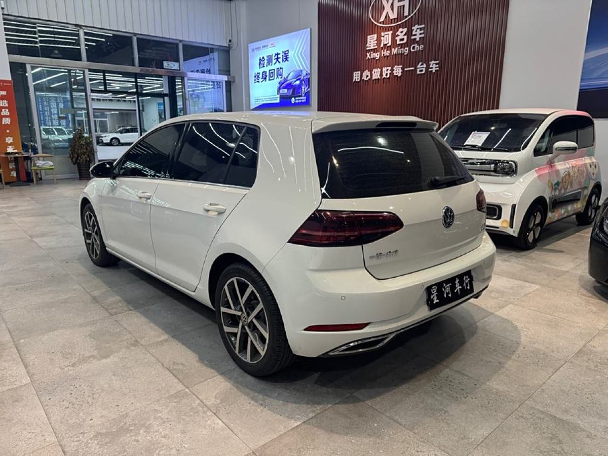 大眾 高爾夫  2018款 230TSI 自動(dòng)豪華型圖片