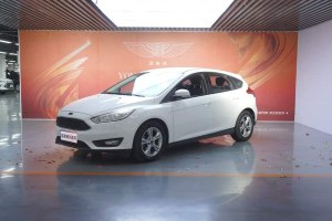 ?？怂?福特 兩廂 1.6L 自動舒適型