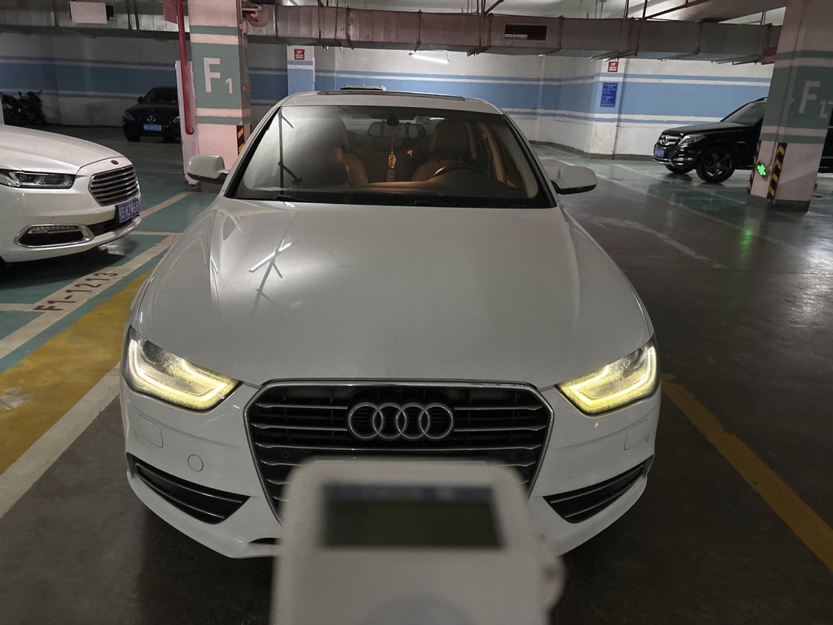 奧迪 奧迪A4L  2015款 35 TFSI 自動標準型圖片