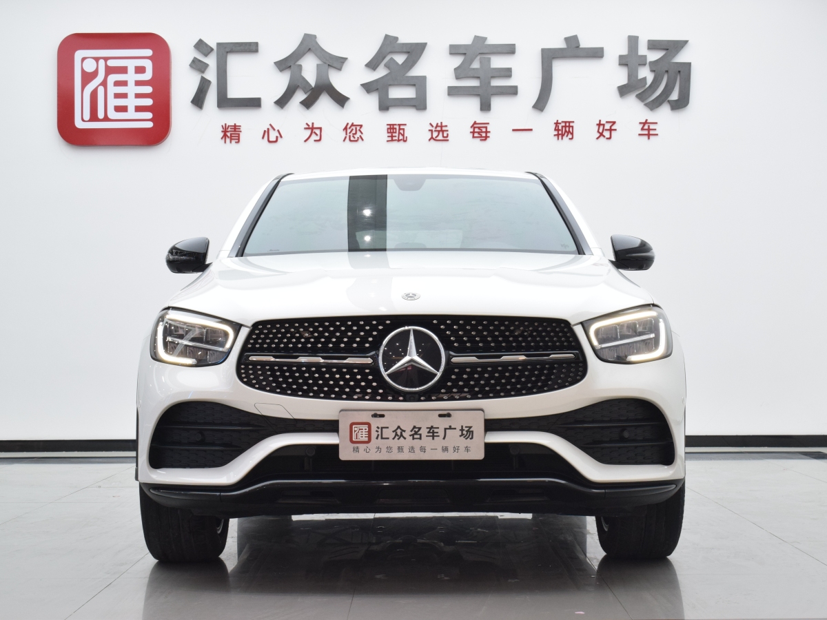 2022年10月奔馳 奔馳GLC  2022款 改款 GLC 260 4MATIC 轎跑SUV