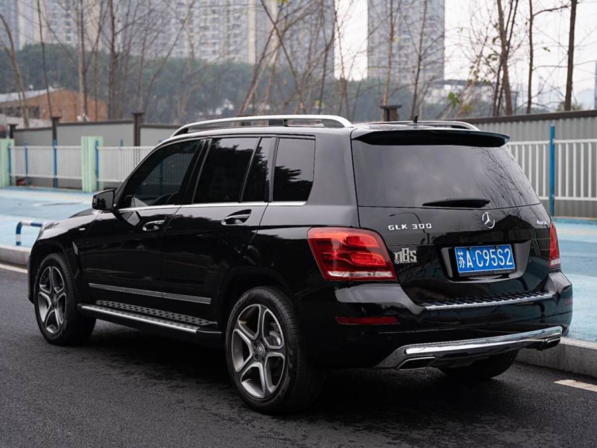 奔馳 奔馳GLK級(jí)  2015款 GLK 300 4MATIC 時(shí)尚型 極致版圖片