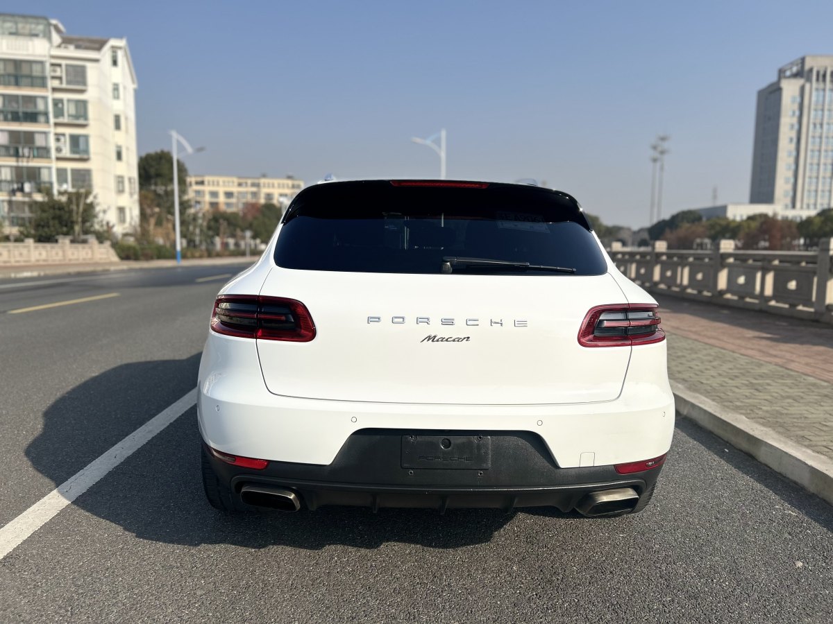 保時(shí)捷 Macan  2014款 Macan 2.0T圖片