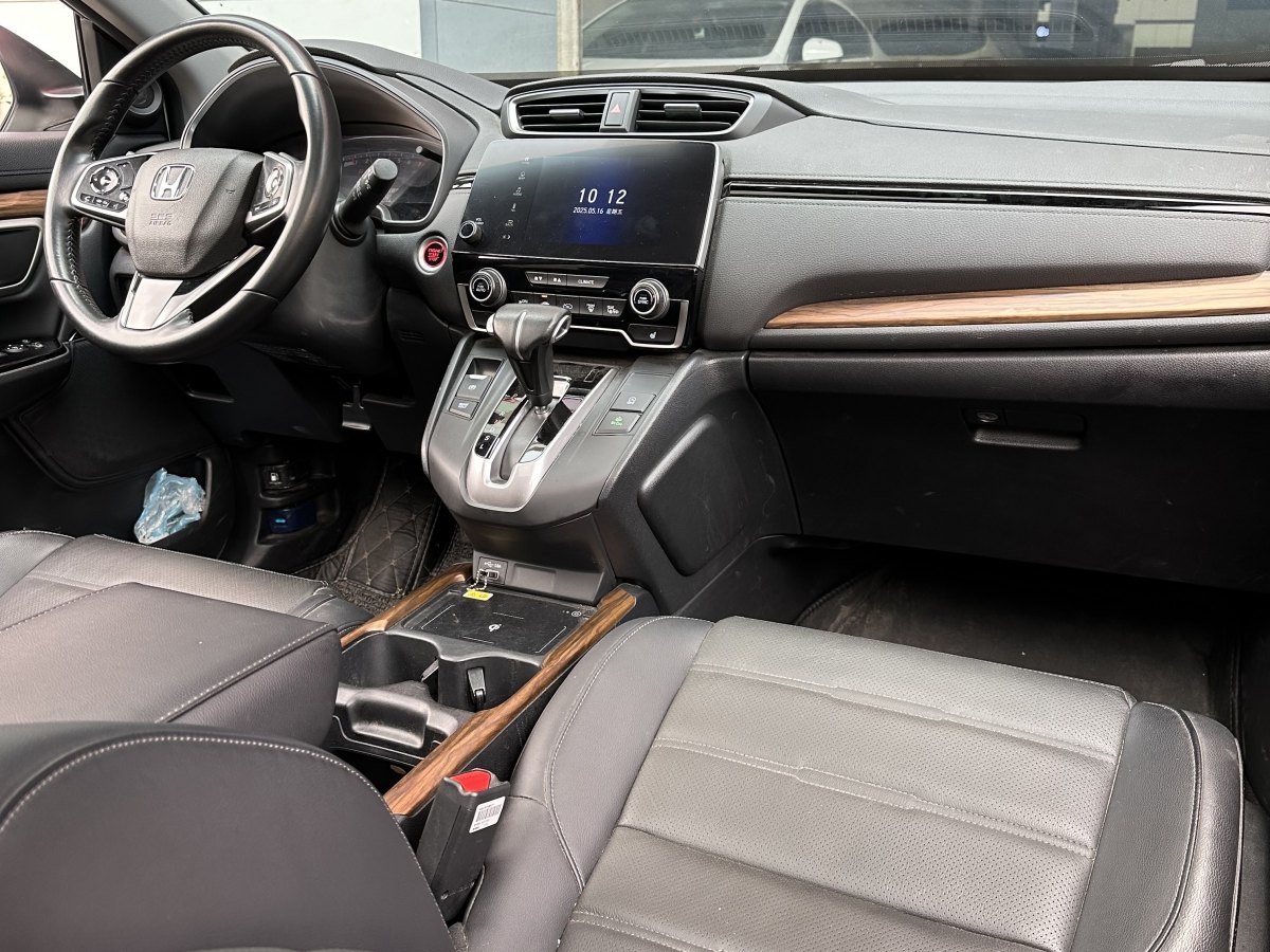 本田 CR-V  2020款 240TURBO CVT四驅(qū)豪華版圖片