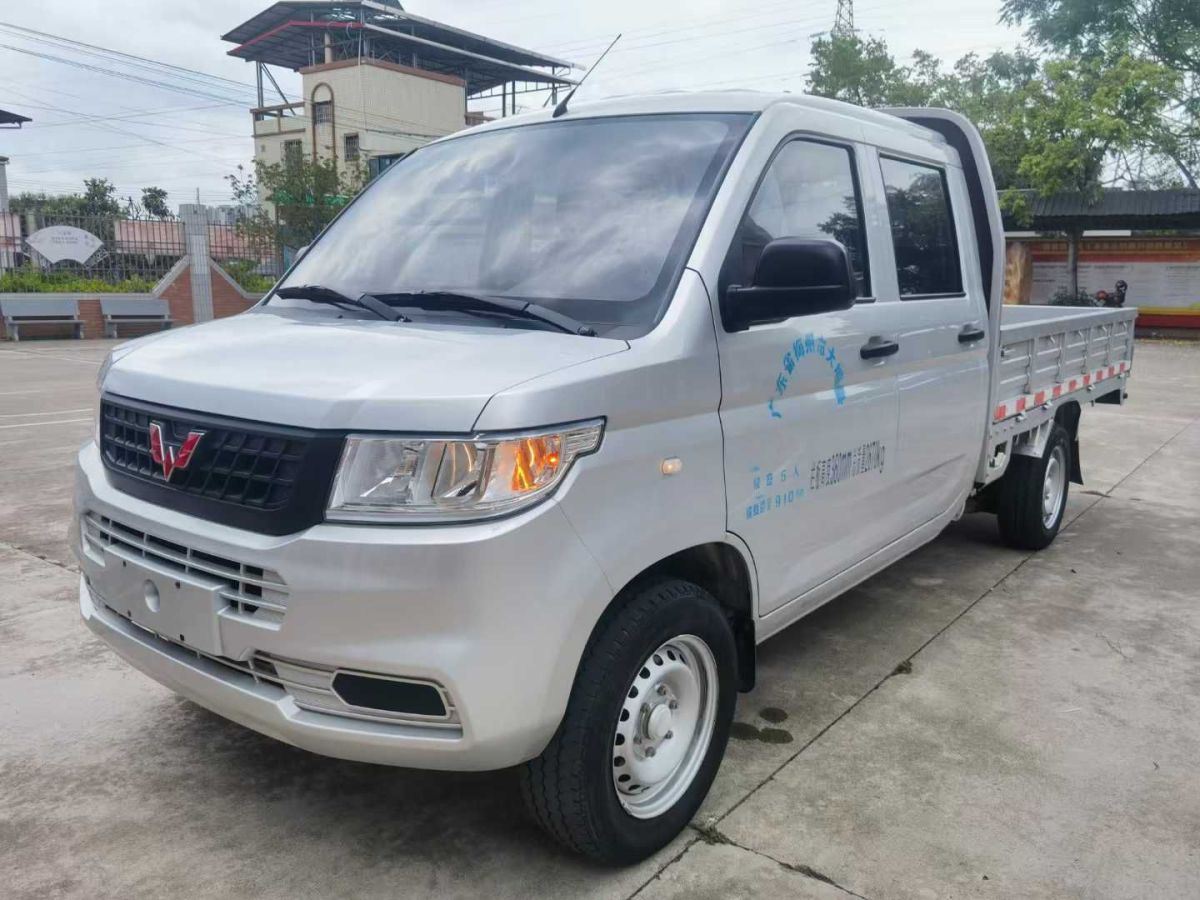 五菱 五菱征程  2021款 1.5T 手動(dòng)豪華型營運(yùn)車圖片