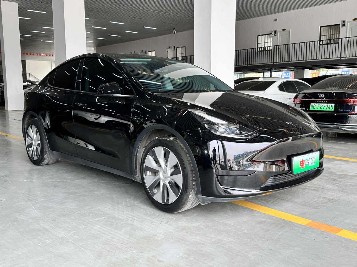 特斯拉 Model Y  2022款 改款 后輪驅(qū)動版圖片