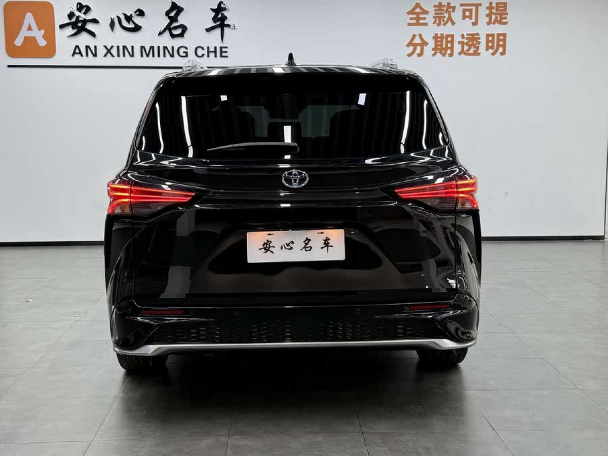 豐田 格瑞維亞  2023款 2.5L混動(dòng) 旗艦VIP版圖片