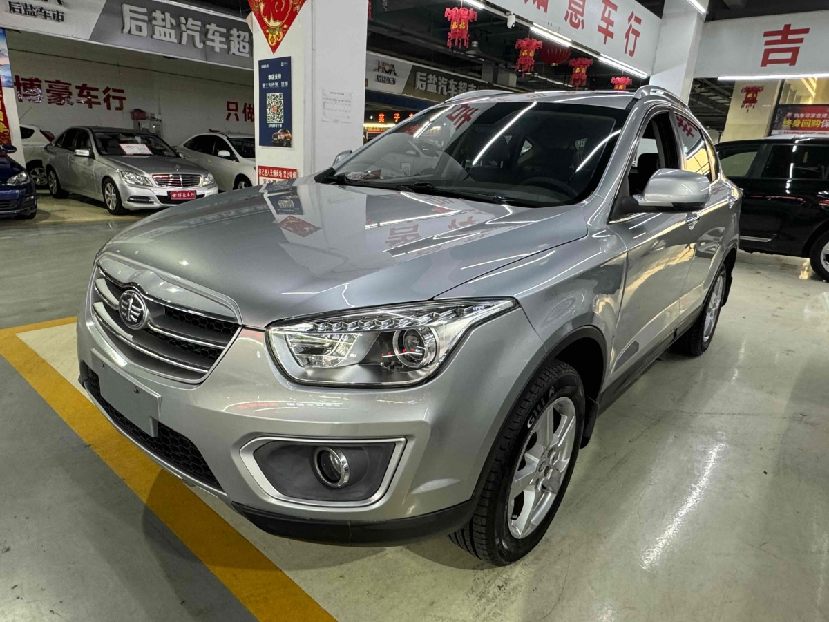 奔騰 X80  2013款 2.0L 自動豪華型圖片