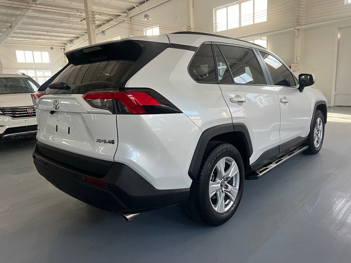 豐田 RAV4榮放  2021款 2.0L CVT兩驅(qū)都市版圖片