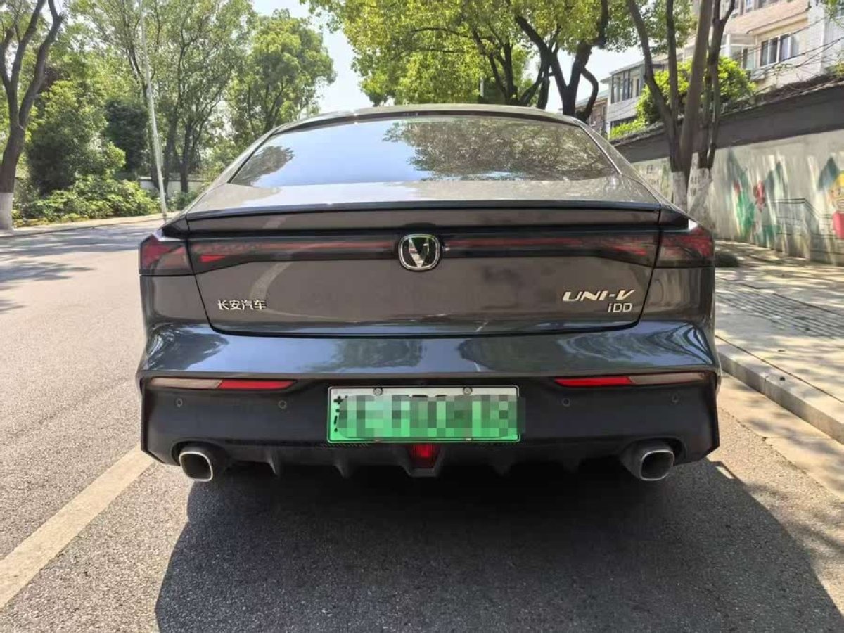 長(zhǎng)安 長(zhǎng)安UNI-V 智電iDD  2023款 智電iDD 1.5T 113km智趣型（飛快版）圖片