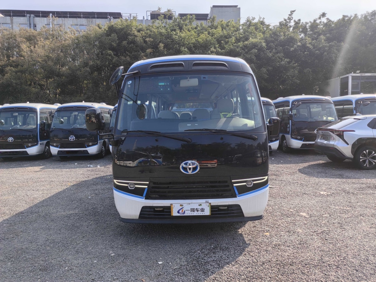多臺16座氫氣考斯特旅游車圖片