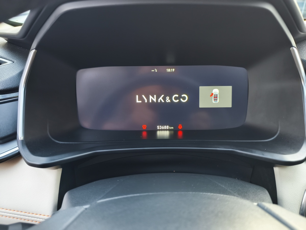 領(lǐng)克 領(lǐng)克06新能源  2022款 PHEV 84KM續(xù)航版 Pro圖片