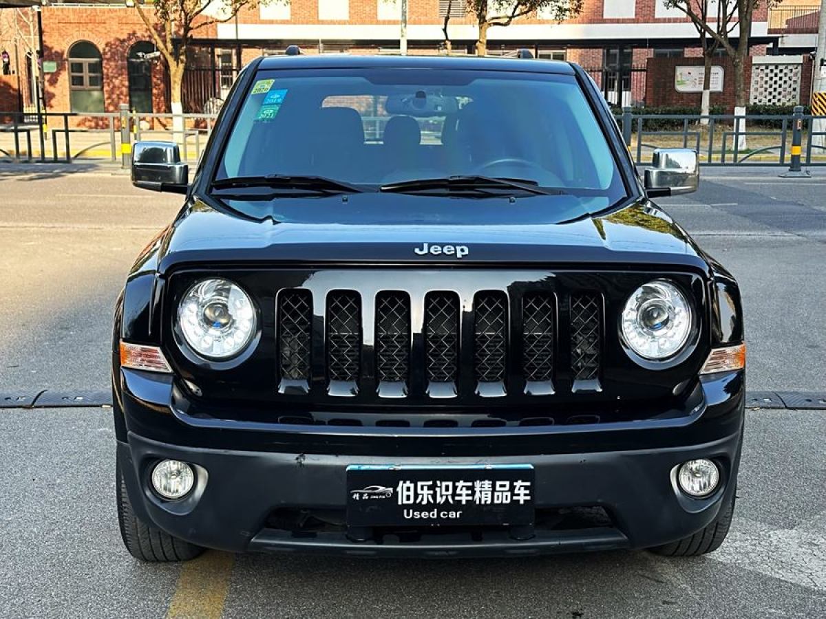 Jeep 自由客  2014款 2.4L 豪華導航版圖片