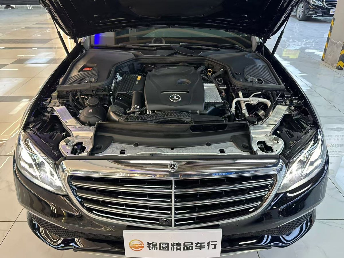 奔馳 奔馳E級  2019款 改款 E 300 L 豪華型圖片