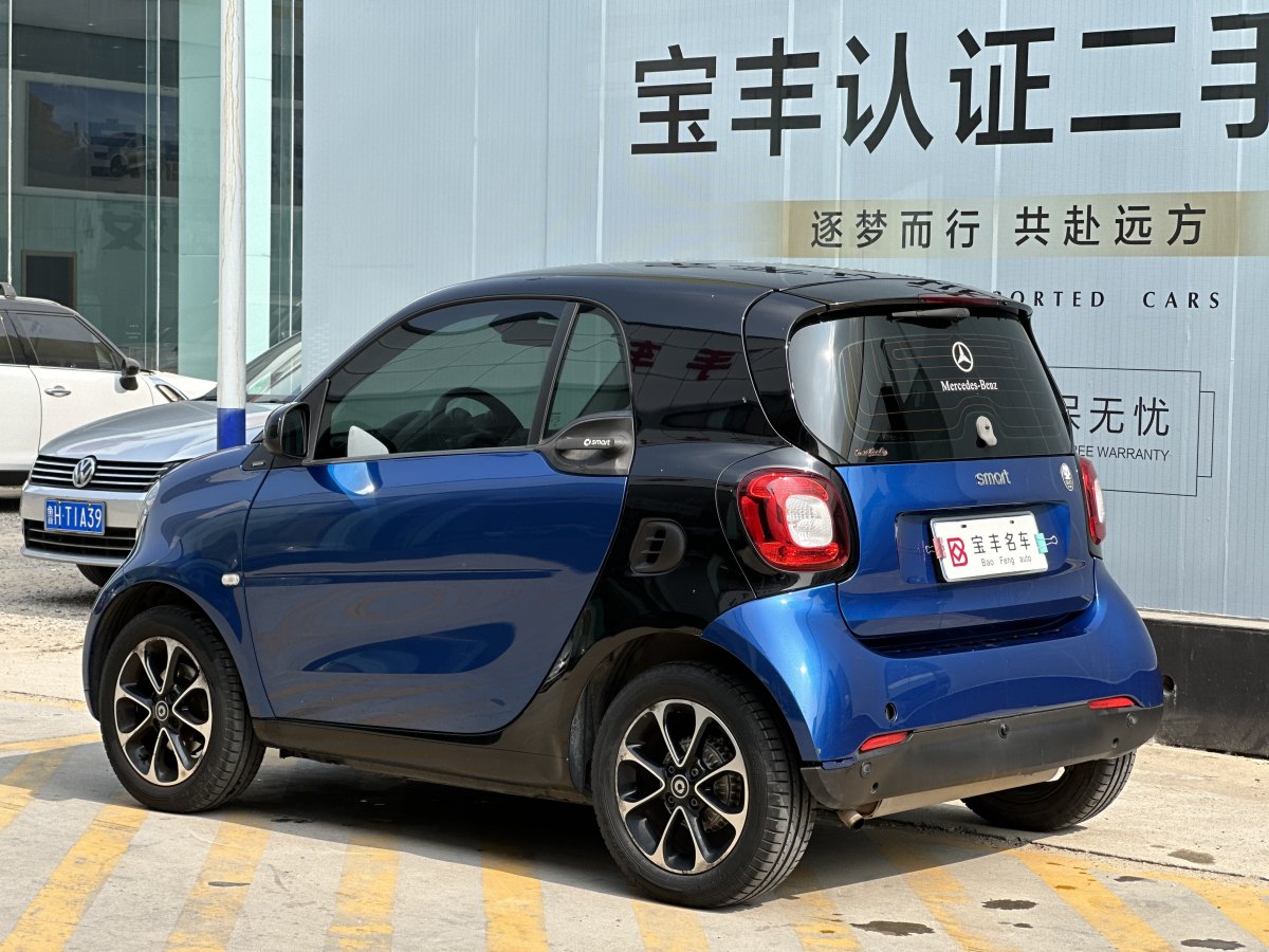 smart fortwo  2015款 1.0L 52千瓦硬頂激情版圖片