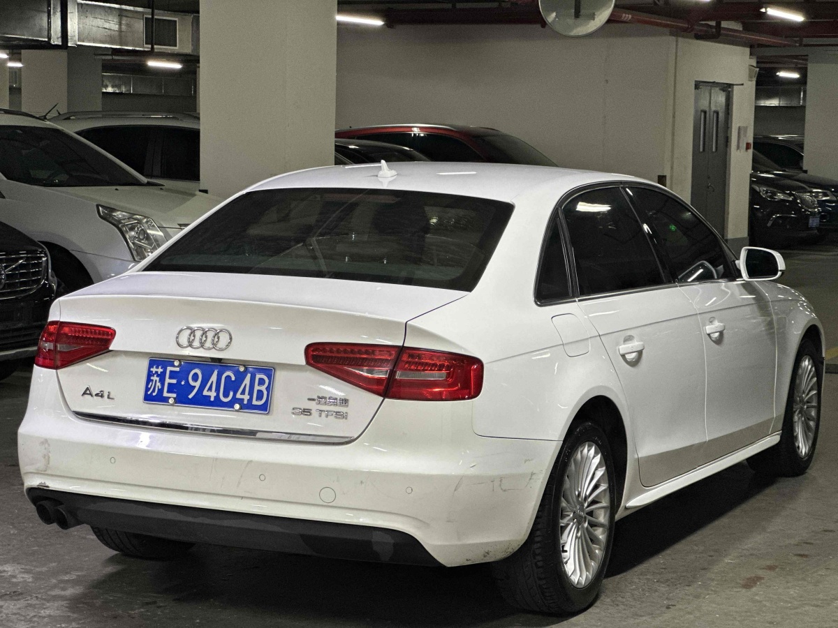 奧迪 奧迪A4L  2015款 35 TFSI 自動技術(shù)型圖片