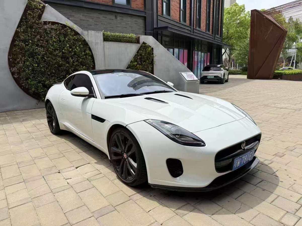 捷豹 F-TYPE  2019款 2.0T 硬頂版圖片