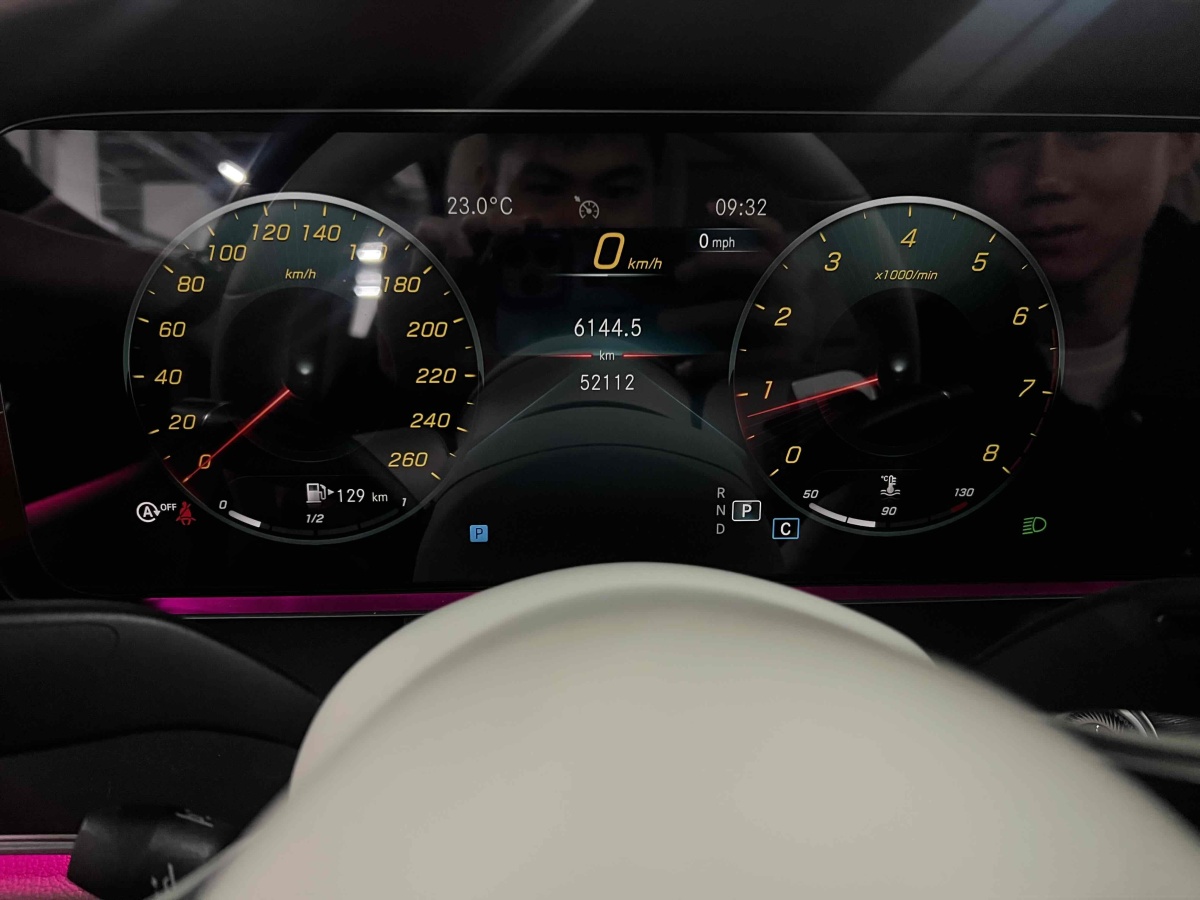 奔馳 奔馳E級  2021款 改款 E 300 L 時尚型圖片