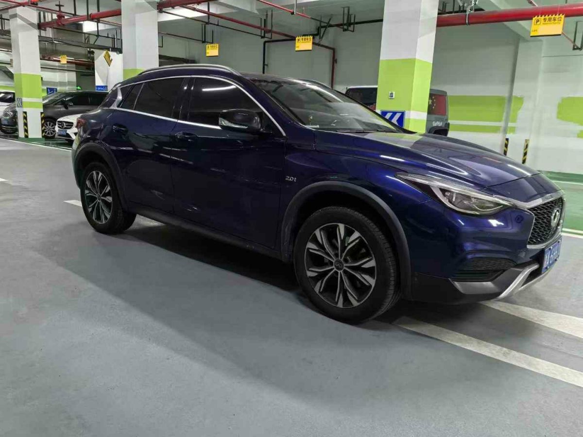 英菲尼迪 QX30  2017款 1.6T 兩驅(qū)時(shí)尚版圖片