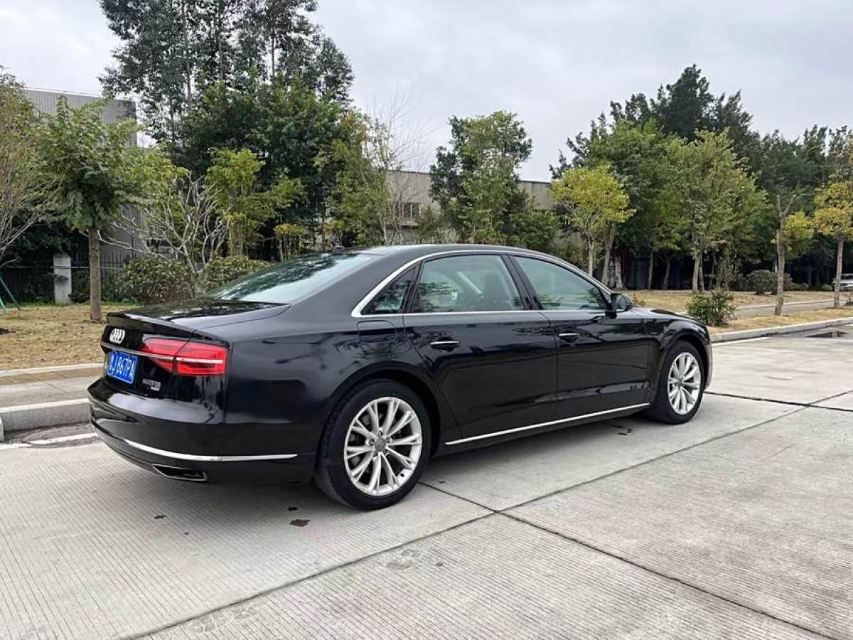 奧迪 奧迪A8  2014款 A8L 45 TFSI quattro豪華型圖片