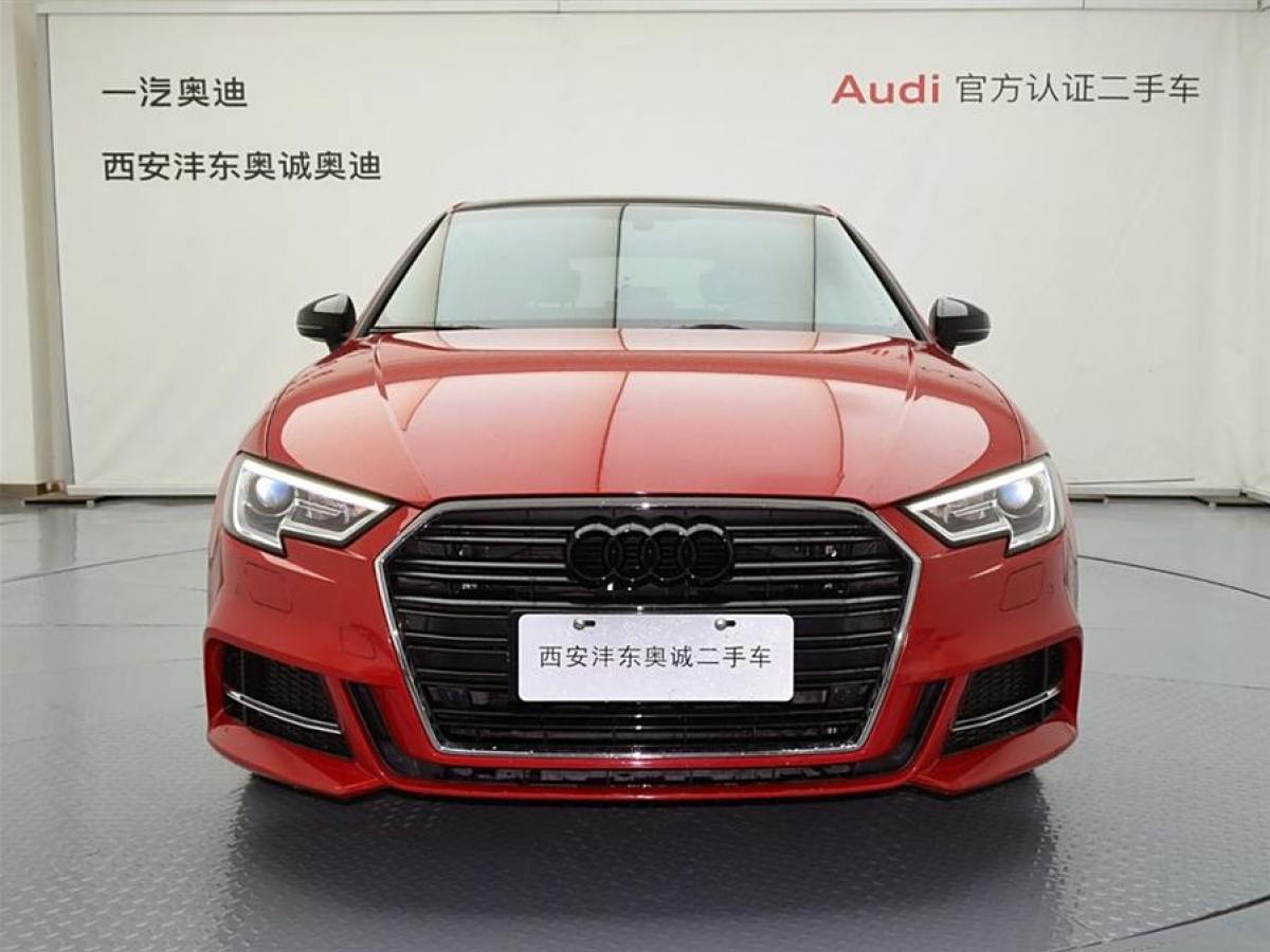 奧迪 奧迪A3  2018款 30周年年型 Sportback 35 TFSI 時(shí)尚型圖片