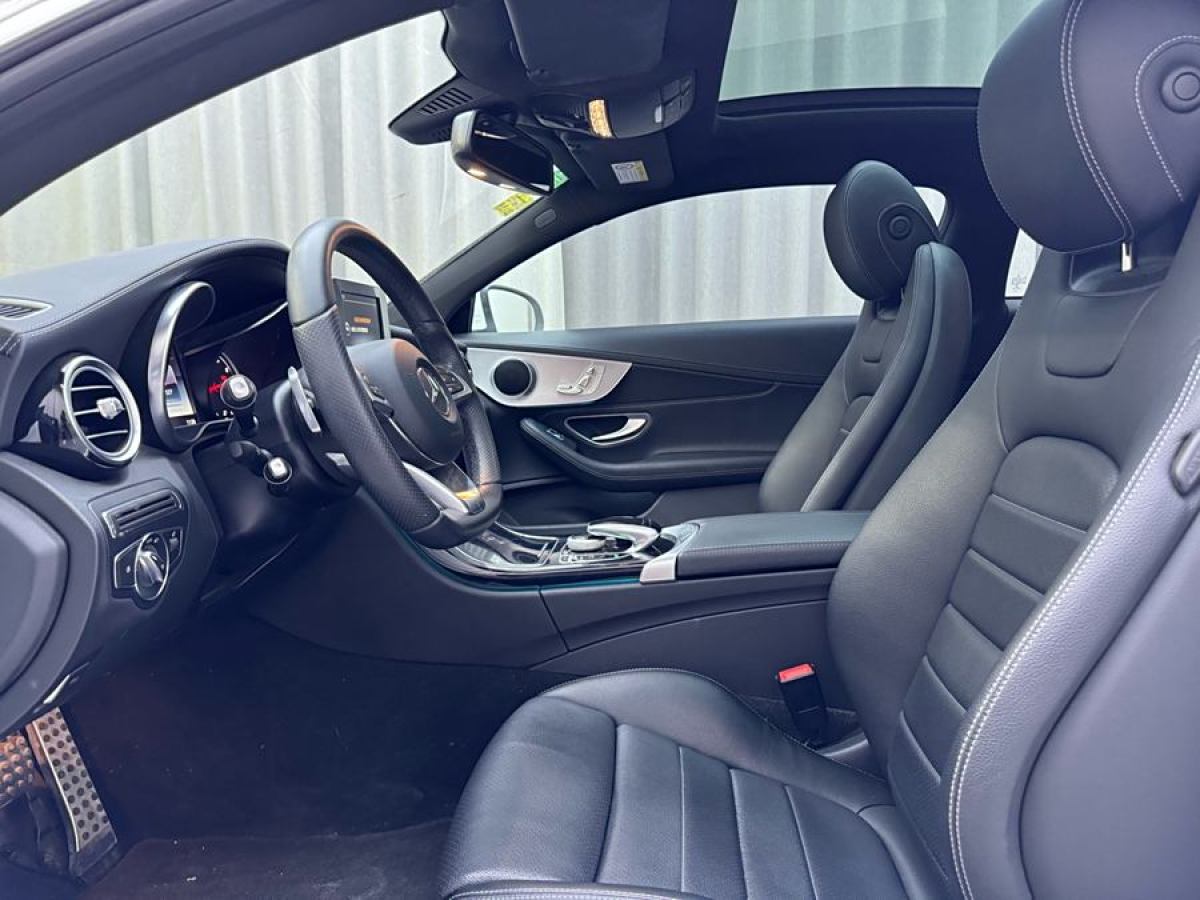 奔驰 奔驰C级  2017款 改款 C 200 轿跑版图片