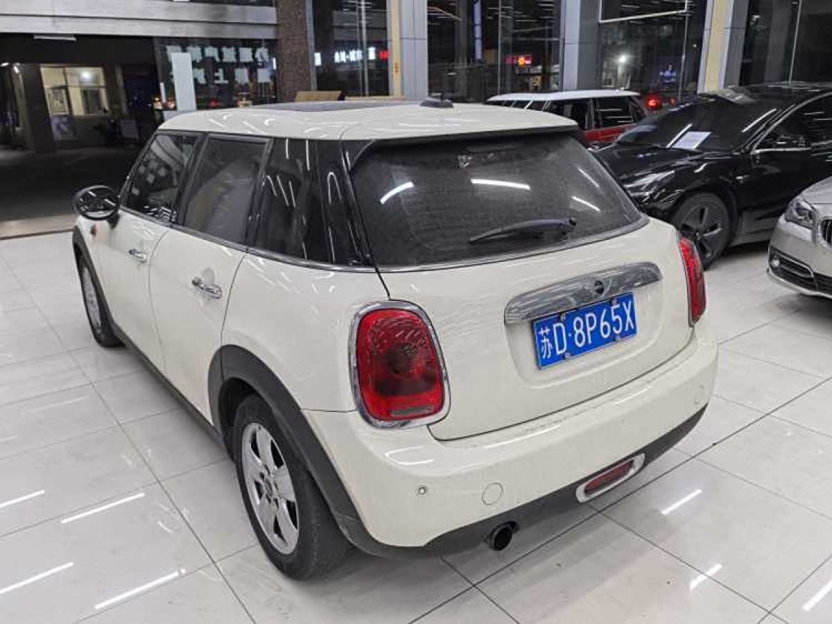 MINI MINI  2015款 1.2T ONE 五門版圖片