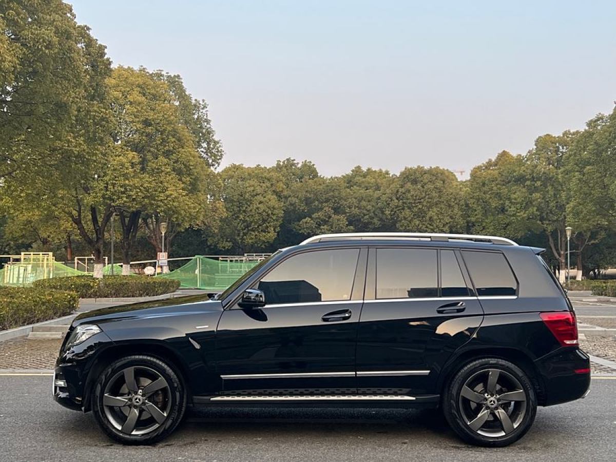 奔馳 奔馳GLK級(jí)  2015款 GLK 260 4MATIC 時(shí)尚型 極致版圖片