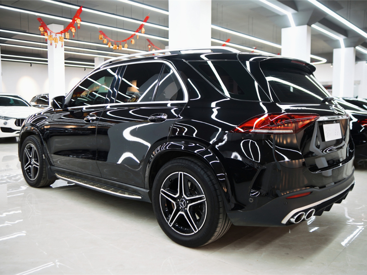 奔馳 奔馳GLE  2020款 GLE 450 4MATIC 時(shí)尚型圖片