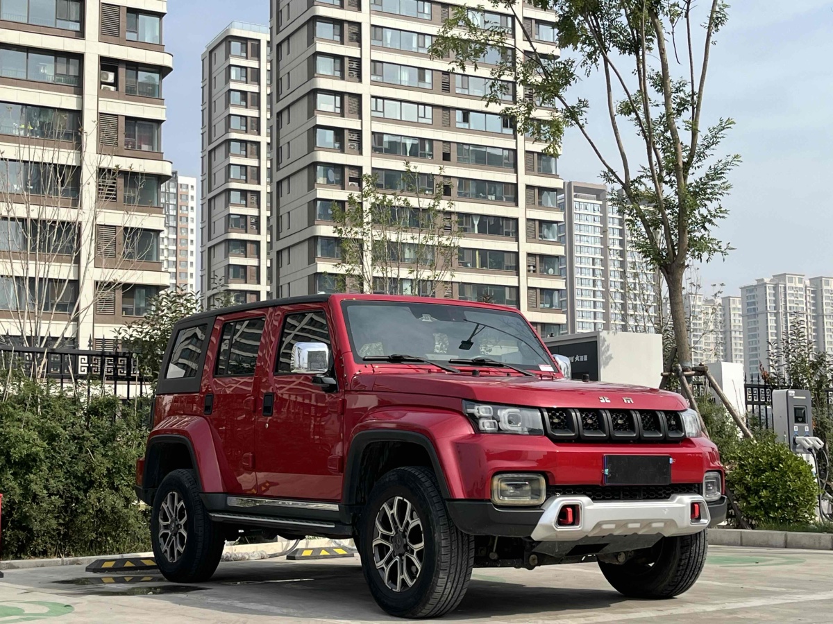 2019年10月北京 BJ40  2019款  PLUS 2.3T 自動四驅(qū)尊享版 國VI