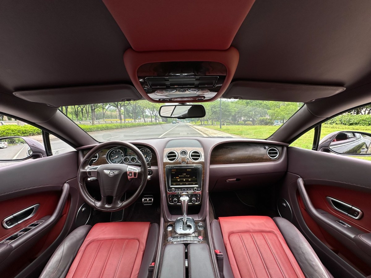 賓利 歐陸 4.0T GT V8 S 定制版圖片