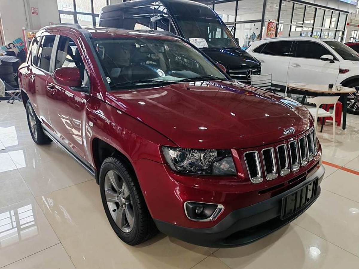 Jeep 指南者  2014款 改款 2.4L 四驅舒適版圖片