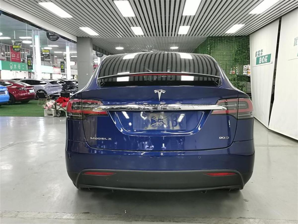 特斯拉 Model X  2016款 Model X 90D圖片