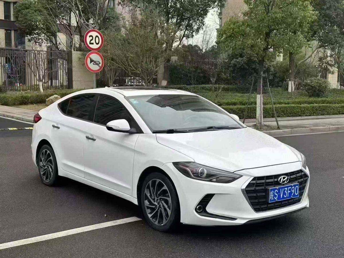 現(xiàn)代 領(lǐng)動  2019款 1.4T 雙離合炫動?旗艦型圖片